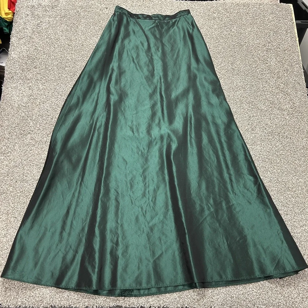 Green Satin Long Ball Gown Skirt Womens Medium Solid Lightweight Party Casual